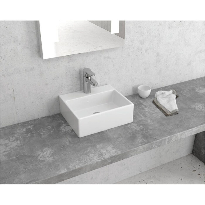 Умивалник за баня за монтаж върху мебел/плот KARAG LT 2029